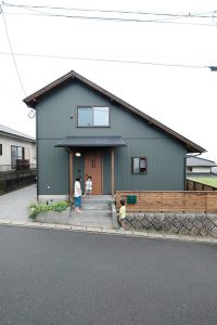 四季の風と光を感じながら、家族時間を慈しむ暮らし