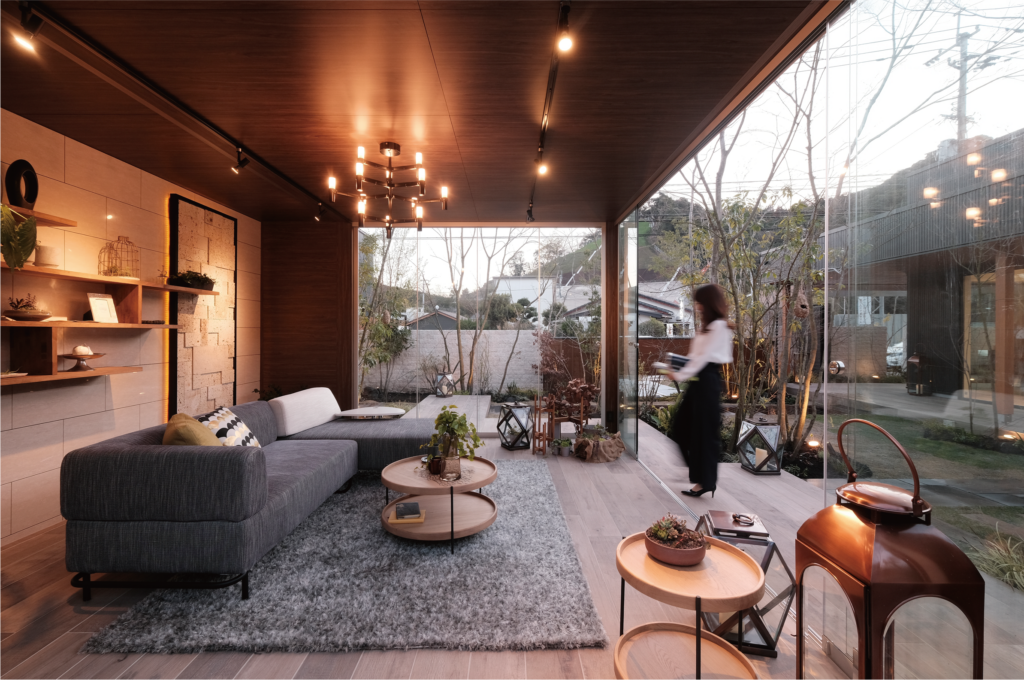 庭の中の家<br>Part.1