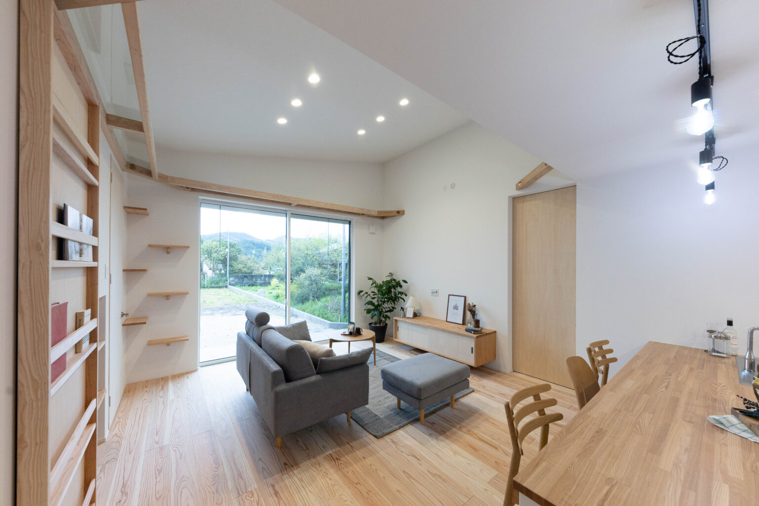 おばま工務店「ねこと住まう24坪の平屋 完成見学会」